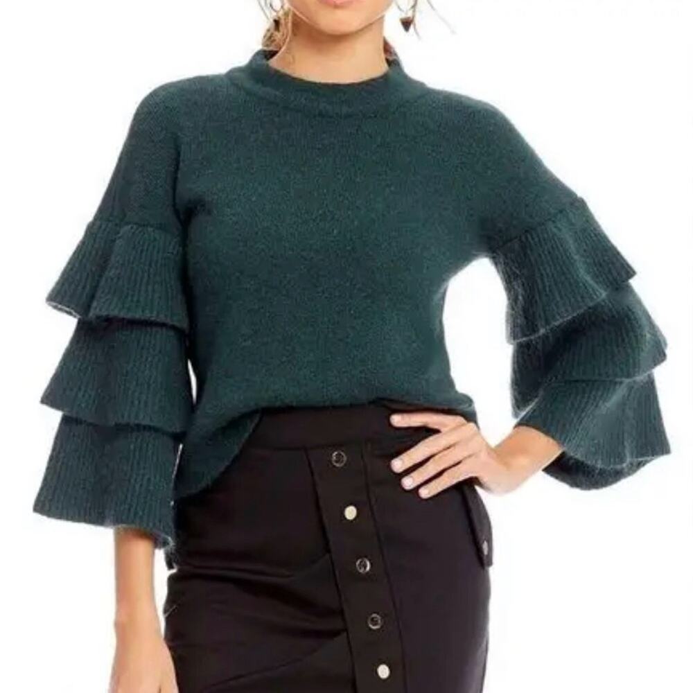 Gianni Bini Evergreen Lola Tiered Sleeves